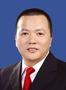 找人脉律师您可以通过法院/法官查询律师的人脉表现.